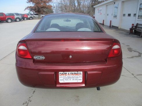 Used 2005 Dodge Neon SXT image 14