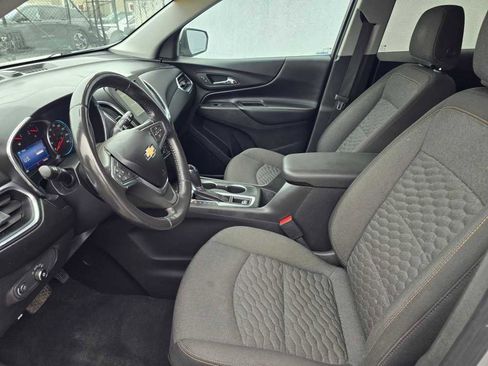 Used 2019 Chevrolet Equinox LT image 17
