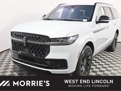 New 2025 Lincoln Navigator Reserve w/ Jet Appearance Package