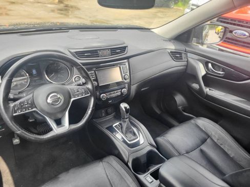 Used 2017 Nissan Rogue SL AWD/4WD image 18