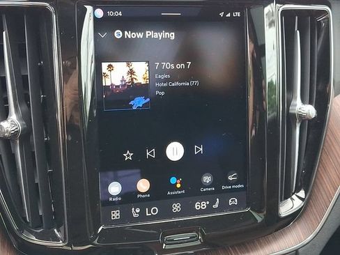 Certified 2023 Volvo XC60 B5 Plus w/ Climate Package AWD/4WD image 19