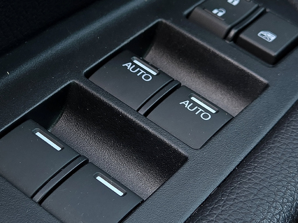 Used 2023 Honda Passport TrailSport image 17