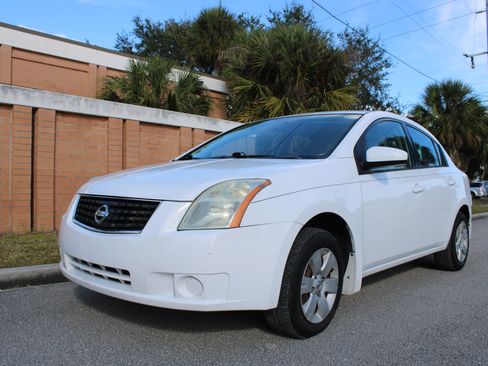 Used 2009 Nissan Sentra 2.0 w/ ABS Pkg image 1