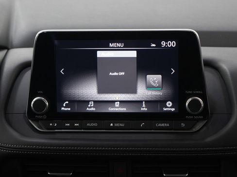 Used 2025 Nissan Rogue SV AWD/4WD image 15