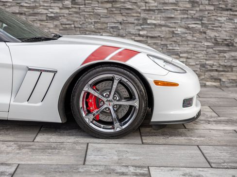 Used 2012 Chevrolet Corvette Grand Sport w/ 3LT Preferred Equipment Group image 12