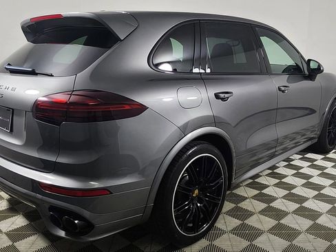 Used 2016 Porsche Cayenne GTS image 7