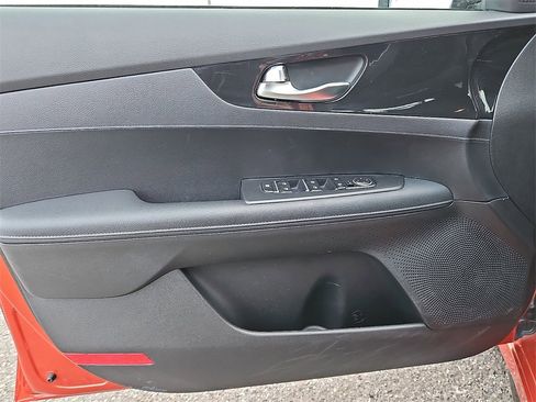 Certified 2024 Kia Forte GT-Line image 13