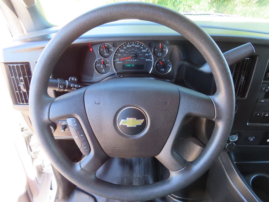 Used 2025 Chevrolet Express 2500 w/ Driver Convenience Package RWD image 17