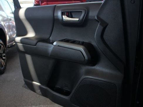 Used 2022 Toyota Tacoma 4x4 Double Cab image 21