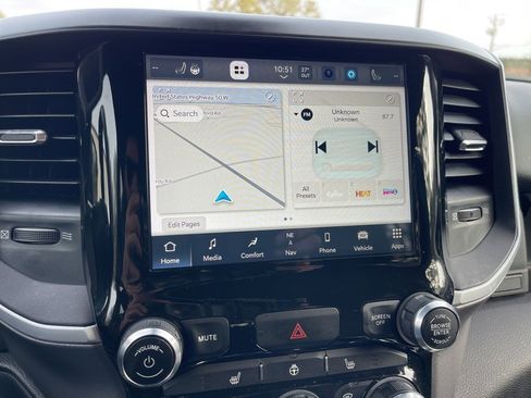 Used 2023 RAM 1500 Big Horn image 10