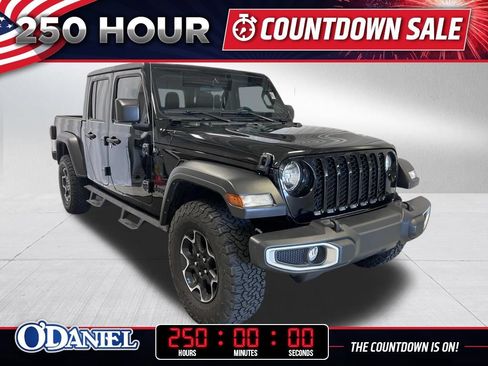 Used 2023 Jeep Gladiator Sport AWD/4WD image 1