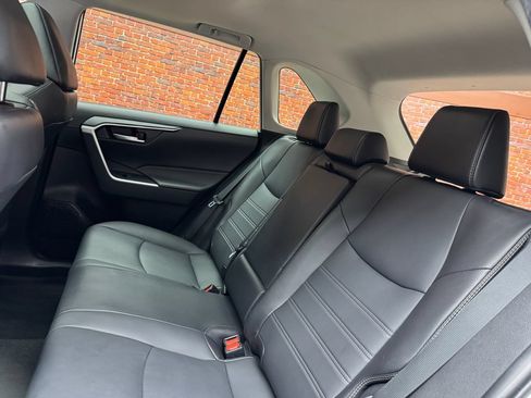 Used 2023 Toyota RAV4 XLE Premium AWD/4WD image 27