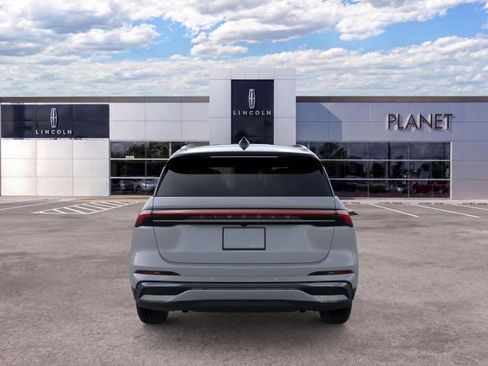 New 2026 Lincoln Nautilus Reserve w/ Jet Appearance Package AWD/4WD image 5