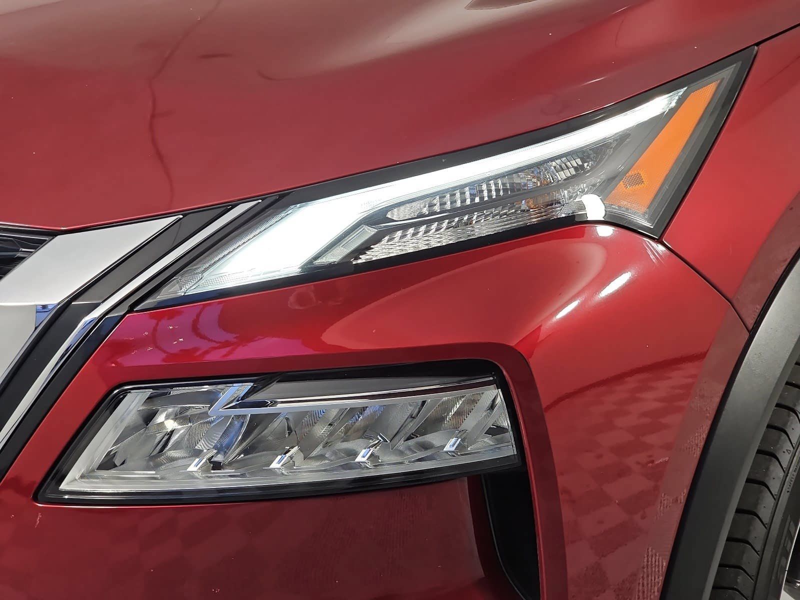 Used 2023 Nissan Rogue SV FWD image 27