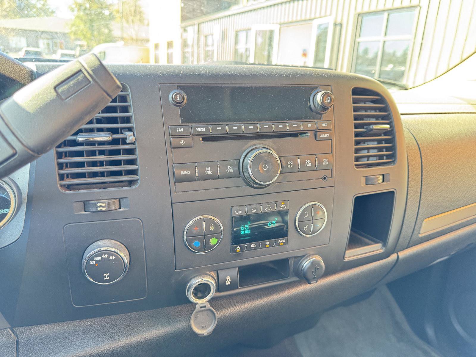 Used 2013 GMC Sierra 1500 SLE AWD/4WD image 16