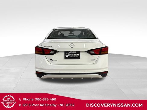 Certified 2025 Nissan Altima 2.5 SV AWD/4WD image 7