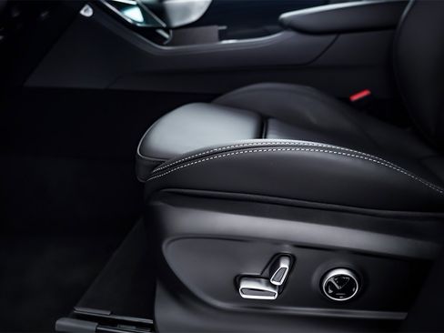 New 2025 Maserati Grecale GT image 26