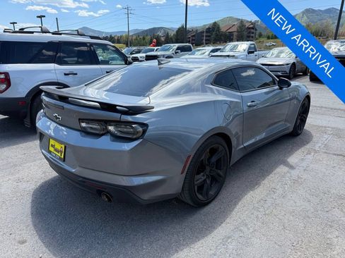 Used 2020 Chevrolet Camaro SS RWD image 5