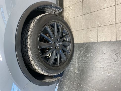 Certified 2023 Nissan Murano SL w/ SL Moonroof Package image 2