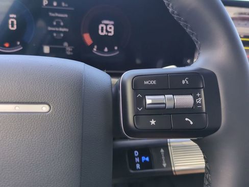 New 2026 Hyundai Santa Fe SE image 31