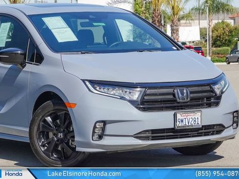 Certified 2024 Honda Odyssey Sport image 2