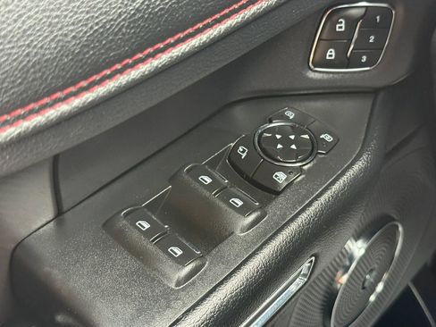 Used 2019 Ford Expedition Limited w/ Equipment Group 303A AWD/4WD image 39