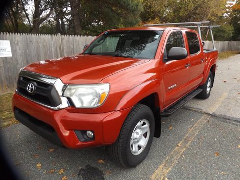 Used 2014 Toyota Tacoma 4x4 Double Cab image 1