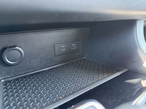 Used 2022 Nissan Pathfinder SL image 31