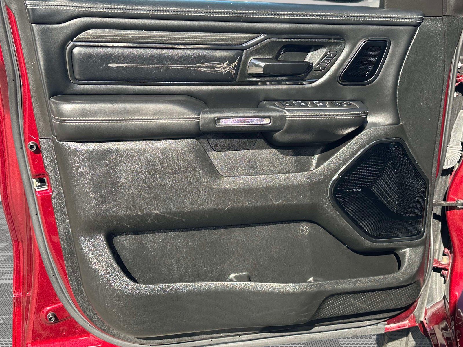 Used 2022 RAM 1500 Limited AWD/4WD image 19