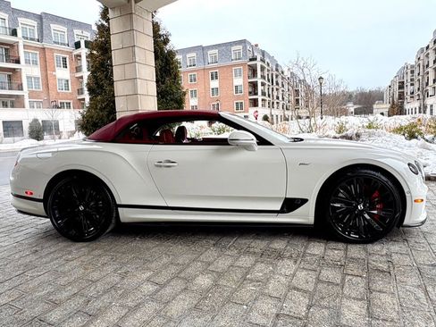 Used 2022 Bentley Continental GT Speed image 30