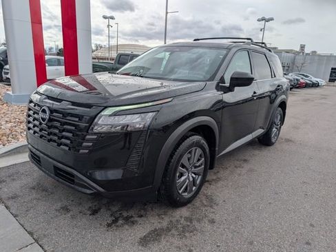 New 2026 Nissan Pathfinder SV AWD/4WD image 2
