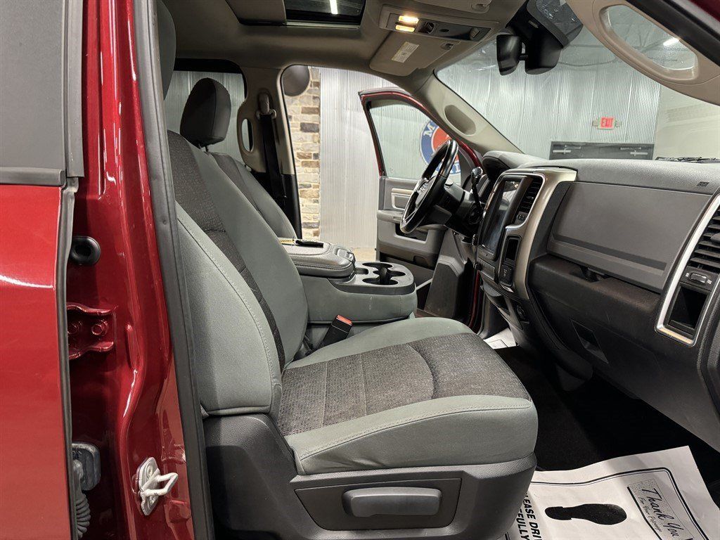 Used 2013 RAM 2500 SLT w/ Luxury Group AWD/4WD image 37