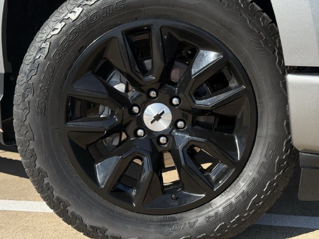 Used 2023 Chevrolet Silverado 1500 RST w/ Texas Edition Plus AWD/4WD image 7