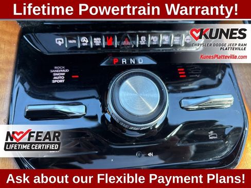 Used 2024 Jeep Grand Wagoneer L Series III AWD/4WD image 25