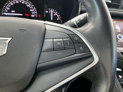 Used 2018 Cadillac XT5 Luxury w/ Driver Awareness Package FWD image 25