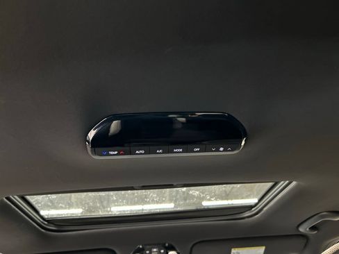 Certified 2024 Kia EV9 GT-Line AWD/4WD image 33