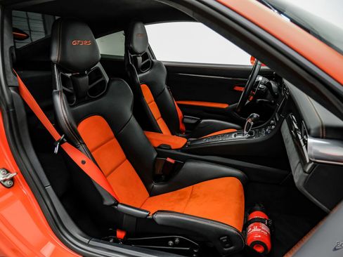 Used 2016 Porsche 911 GT3 RS RWD image 62