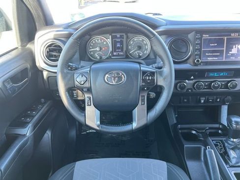 Used 2023 Toyota Tacoma TRD Off-Road image 20