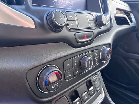 Used 2019 GMC Terrain SLE w/ Driver Convenience Package image 19