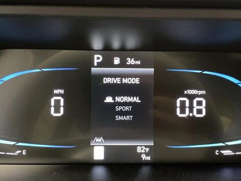 New 2025 Hyundai Elantra Sport image 21