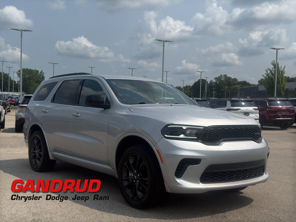 Used 2025 Dodge Durango GT w/ Blacktop Package AWD/4WD image 1