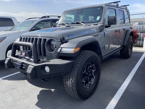 Used 2021 Jeep Wrangler Unlimited Rubicon 4xe w/ Dual Top Group AWD/4WD image 2