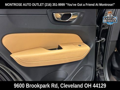 Used 2023 Volvo XC60 B5 Ultimate w/ Climate Package image 33