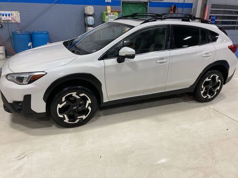 Used 2021 Subaru Crosstrek 2.5i Limited w/ Moonroof Package 1 image 4