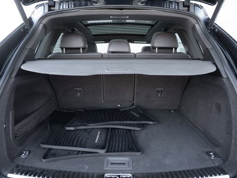 Used 2018 Porsche Cayenne image 31