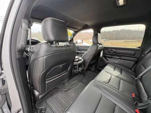Used 2022 RAM 1500 Limited w/ Cold Weather Group image 18