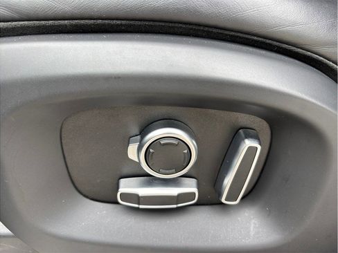 Used 2016 Land Rover Range Rover Long Wheelbase Supercharged image 20