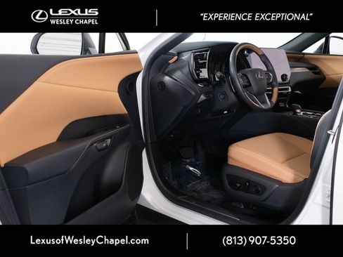 Used 2025 Lexus RX 350 Premium w/ Accessory Package (Z1) FWD image 20