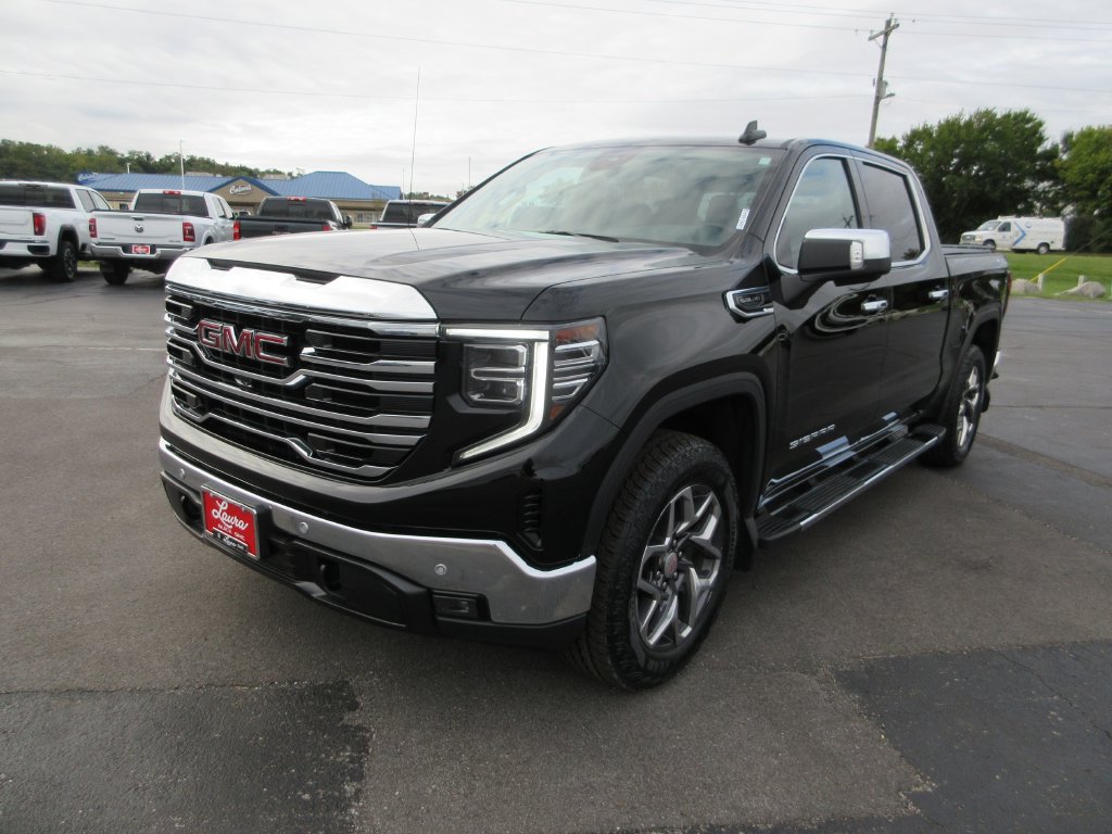 Certified 2024 GMC Sierra 1500 SLT w/ SLT Premium Plus Package AWD/4WD image 13