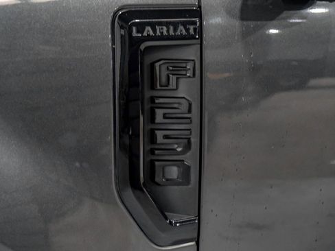 Used 2019 Ford F250 Lariat w/ Lariat Ultimate Package AWD/4WD image 52